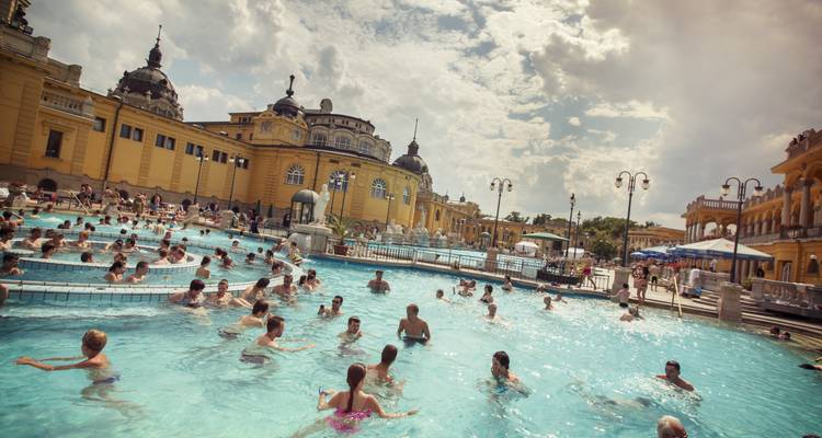 Rome to Berlin: Piazzas, Prague & the Past - G Adventures 4