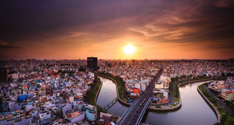 De Hanoi a Phnom Penh: un viaje cultural de 8 días - Legend Travel Group 10