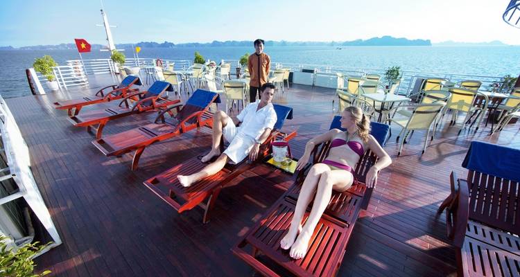 Vietnam - 10 Days. Departure every Monday and Sunday from Saigon - Legend Travel Group 2