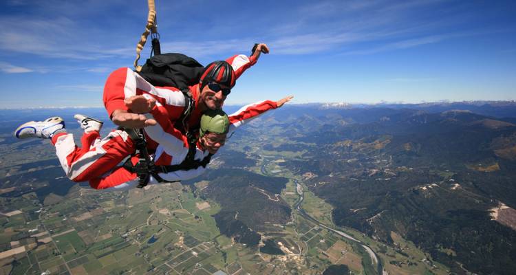 Summer Blast from Christchurch - Top rated by National Geographic - Flying Kiwi 4