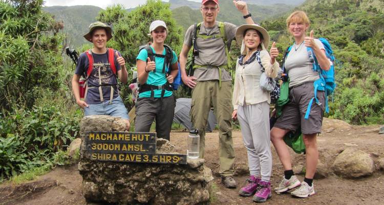 Kilimanjaro Ruta Machame - Viva Africa Tours 2