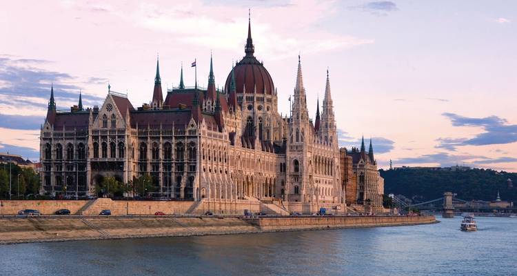 Capitales du Danube - croisière de port en port - CroisiEurope River Cruises 3