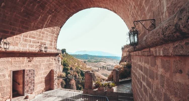 From Portugal to Spain: Porto, the Douro Valley and Salamanca (port-to-port cruise) - CroisiEurope River Cruises 8