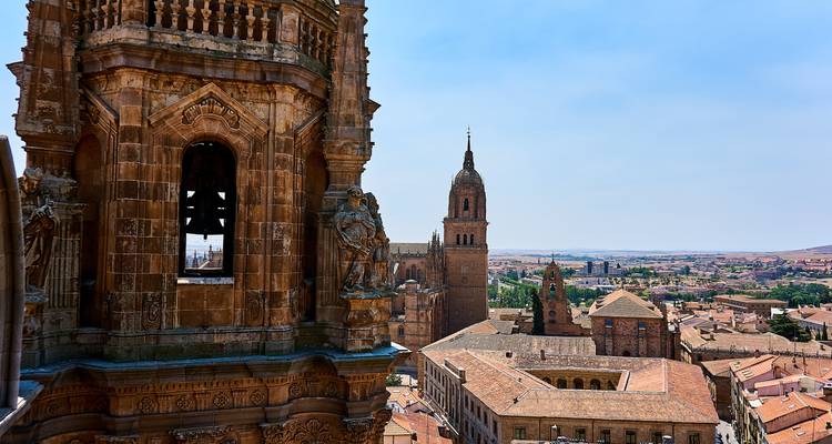 From Portugal to Spain: Porto, the Douro Valley and Salamanca (port-to-port cruise) - CroisiEurope River Cruises 2
