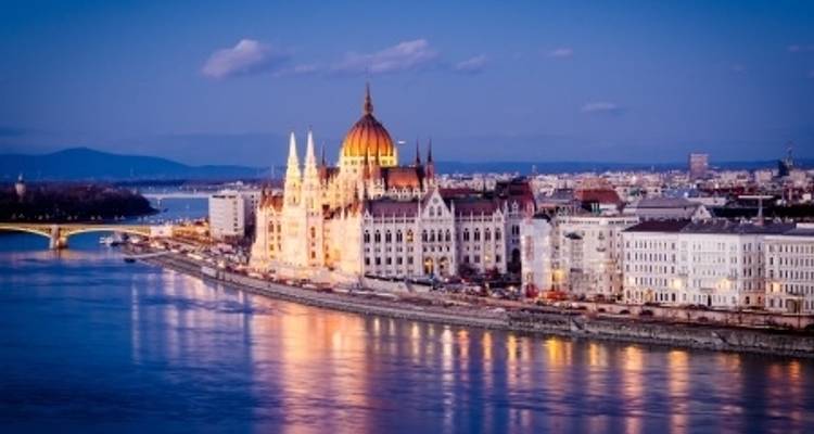 Taking in 3 countries: The Danube and its traditions (port-to-port cruise) - CroisiEurope River Cruises 2