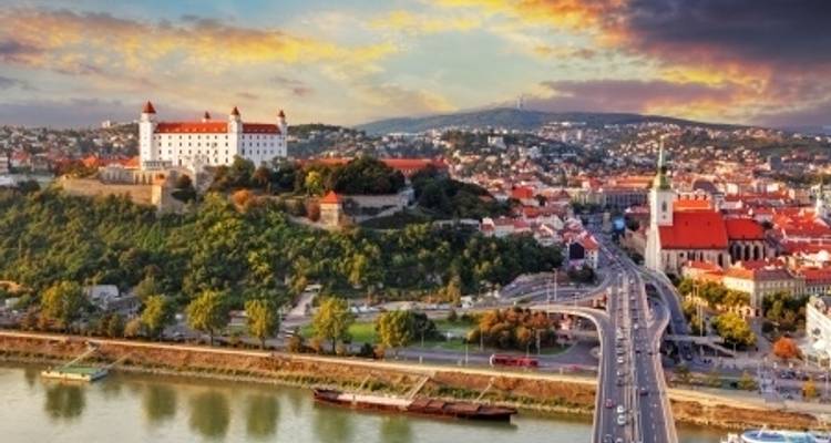 Taking in 3 countries: The Danube and its traditions (port-to-port cruise) - CroisiEurope River Cruises 4