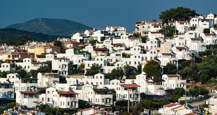 Iconic Aegean with 3-Night Cruise - Globus 3