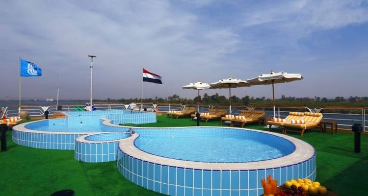 Pyramides et Nil en train - Memphis Tours Egypt 4