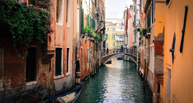Sept pays, Venise et Paris avec Londres - Cosmos 9