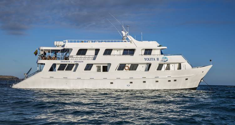 Galápagos — Central, South & East Islands aboard the Yolita - G Adventures 10