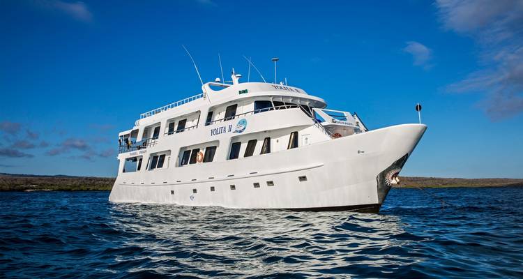Galápagos — Central, South & East Islands aboard the Yolita - G Adventures 3