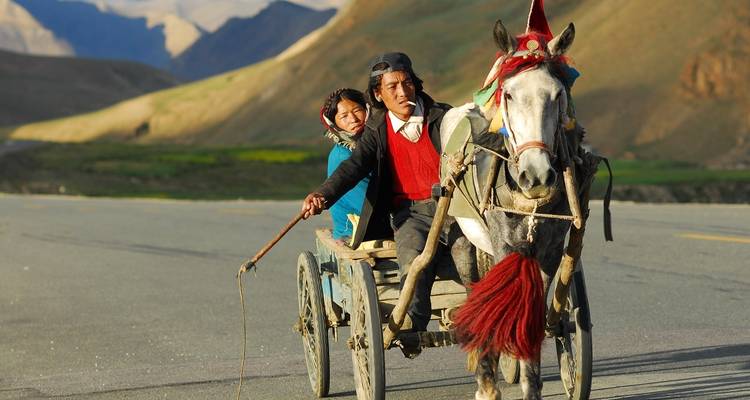 Viajes: Descubre Nepal Viajes de National Geographic - National Geographic Journeys with G Adventures 9