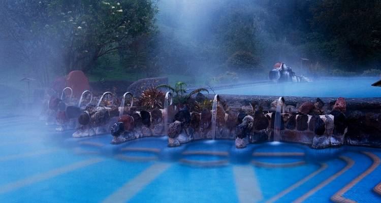 Balneario de aguas termales de Papallacta - Adventure Journeys 5