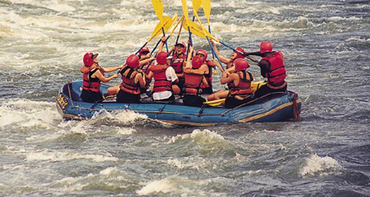 De Vic Falls a Dar Es Salaam - Absolute Africa 1