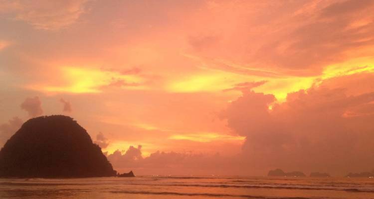 Aventure de 9 jours avec Island Hopper pour apprendre à surfer - Mojosurf Indonesia 6