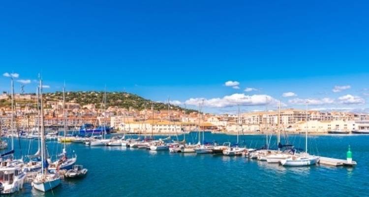 Charming Provence : a barge cruise in Southern France (port-to-port cruise) - CroisiEurope River Cruises 4