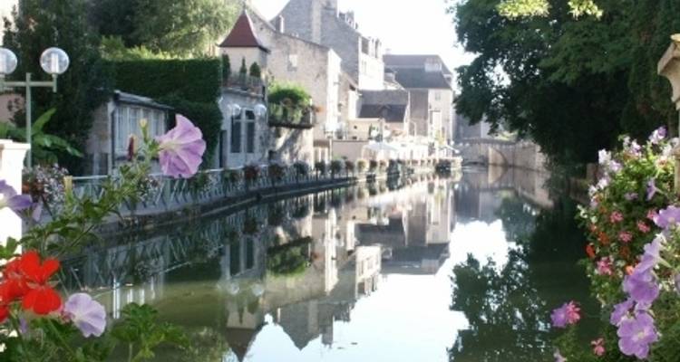 Sites remarquables et grands vins lors d'une croisière en Bourgogne et dans la vallée du Doubs (croisière port à port) - CroisiEurope River Cruises 3
