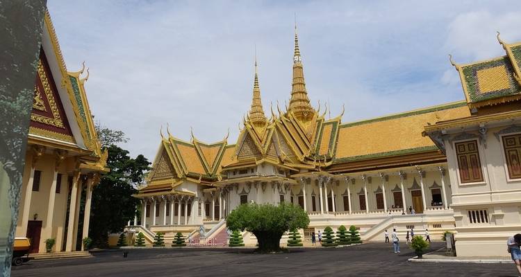 Camboya y Laos al Descubierto - Contiki 2