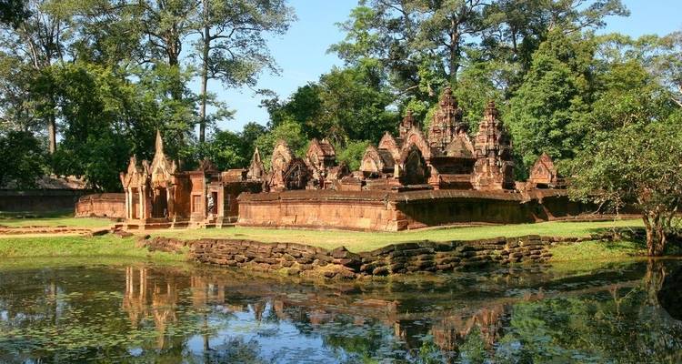 Premium Cambodia & Vietnam in Depth (including Dalat) - Intrepid Premium 2