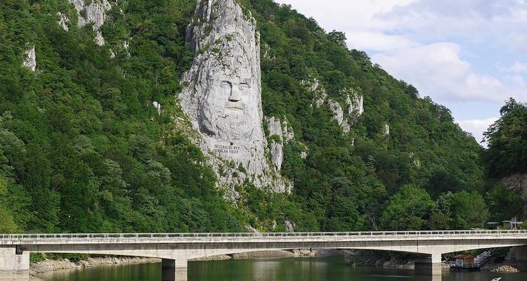 Lo más destacado de Europa del este - 2025 - de Bucarest a Budapest, 2025 - Uniworld Boutique River Cruise Collection 9