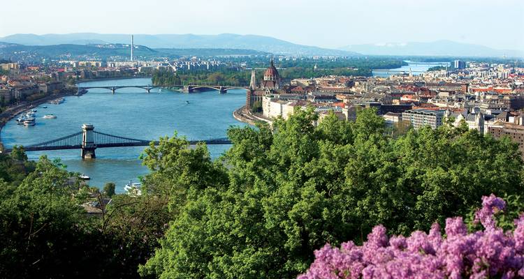 Lo más destacado de Europa del este - 2025 - de Bucarest a Budapest, 2025 - Uniworld Boutique River Cruise Collection 1