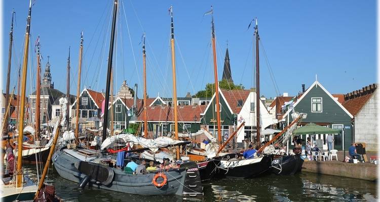 Negociante europeo con el show de flores de Chelsea - Verano 2021 - Insight Vacations 4