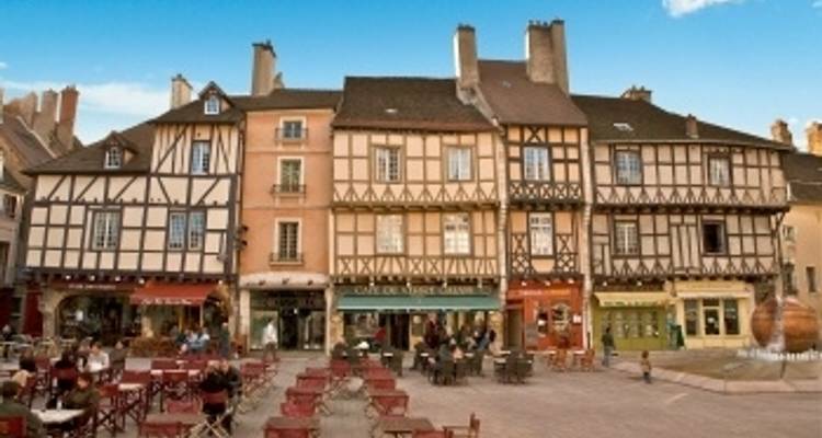 Fine Food and Wines on a Cruise through the Burgundy Region (port-to-port cruise) (8 destinations) - CroisiEurope River Cruises 4