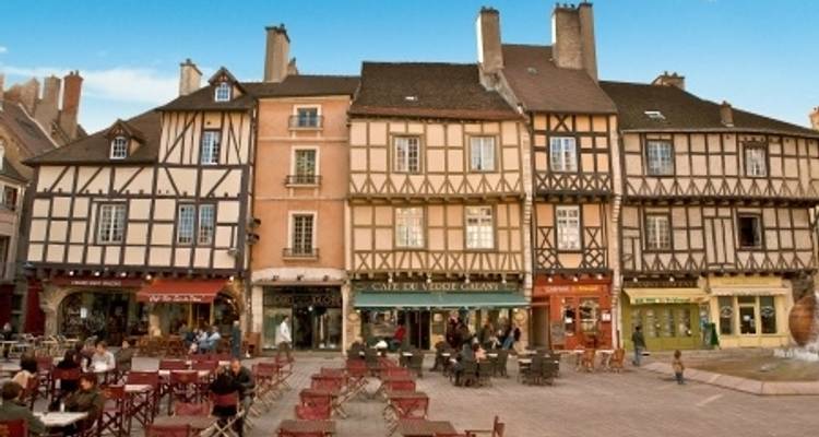 Fine Food and Wines on a Cruise through the Burgundy Region (port-to-port cruise) (8 destinations) - CroisiEurope River Cruises 6