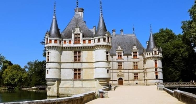 Christmas on the Loire (port-to-port cruise) - CroisiEurope River Cruises 3