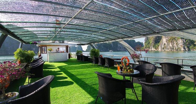 1 día de crucero de lujo por Halong con comida y traslado - Go Asia Travel 8