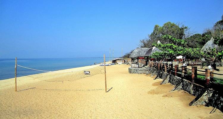 23-day Kruger, Victoria Falls & Zanzibar (Accommodated) - Acacia Adventure Holidays 1
