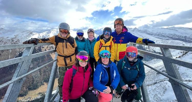 Skiing / Snowboarding holiday, perfect for solo travellers - the HOFNAR experience 9