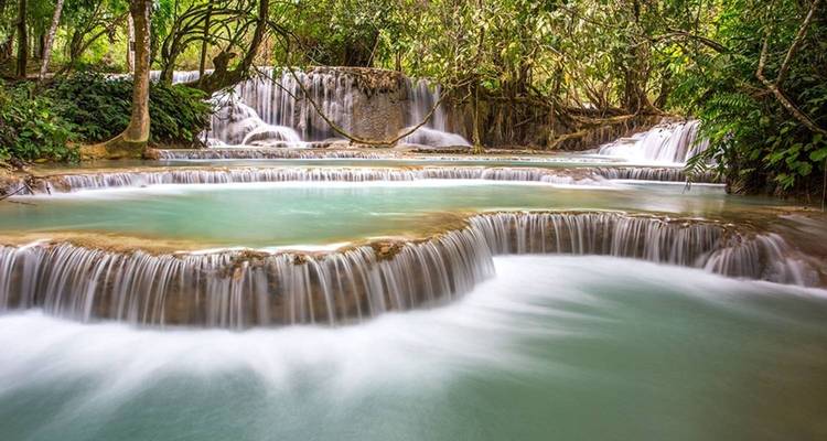 Luang Prabang Delight : Grottes, chutes d'eau et culture 3 jours - Legend Travel Group 6