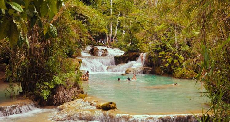 Luang Prabang Delight : Grottes, chutes d'eau et culture 3 jours - Legend Travel Group 10