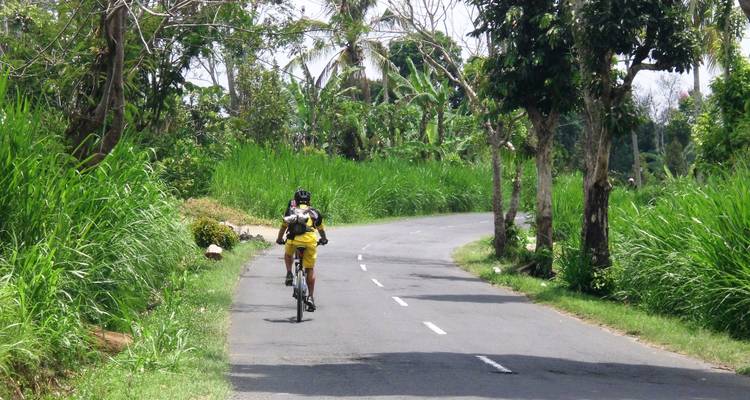 Cyclisme dans les îles indonésiennes - Exodus Adventure Travels 6