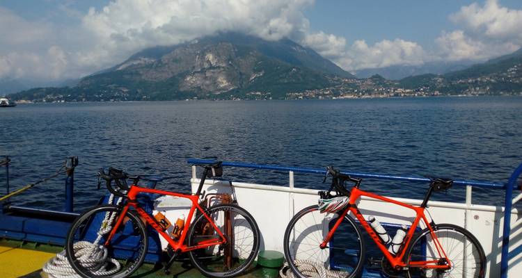 Tres lagos y más - Recorrido ciclista de lujo - Road Bike Tours Italy 4