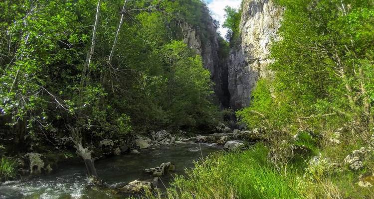 Canyoning at Kleftis Gorge, Grevena - Greek Adventure 8