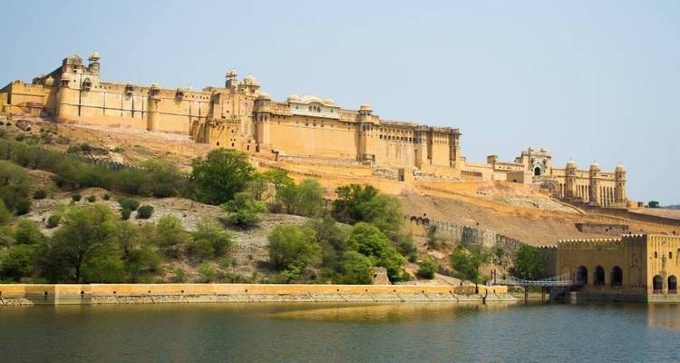 Fort, palais, Taj Mahal, temple et ville lacustre du Rajasthan - Yolo India Tours 10