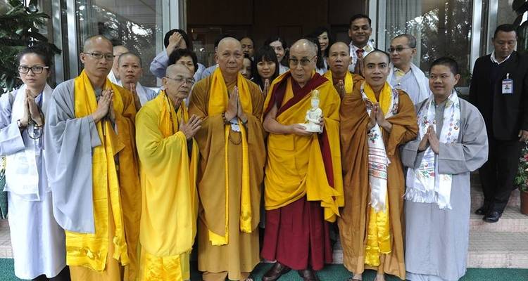 Les pas du Bouddha - Yolo India Tours 2