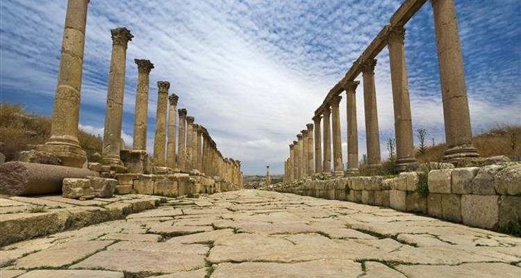 Petra, Wadi Rum, Jerash, Madaba, mar Muerto 4 días - Booking Tours 3
