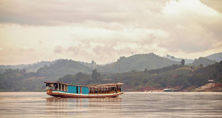 Laos: Amaneceres y comida callejera - G Adventures 5