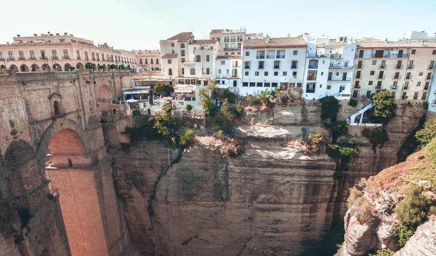 Classical Spain with Paris — 1
