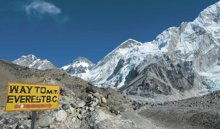 Caminhada ao Acampamento Base do Everest — 1