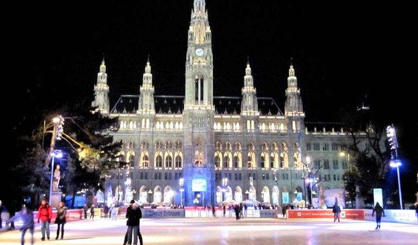 Austriacka Przygoda Bożonarodzeniowa — 1