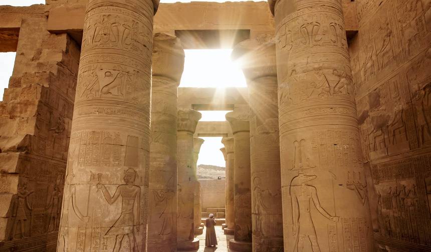 Nile cruise 5 days 5 Stars — 1
