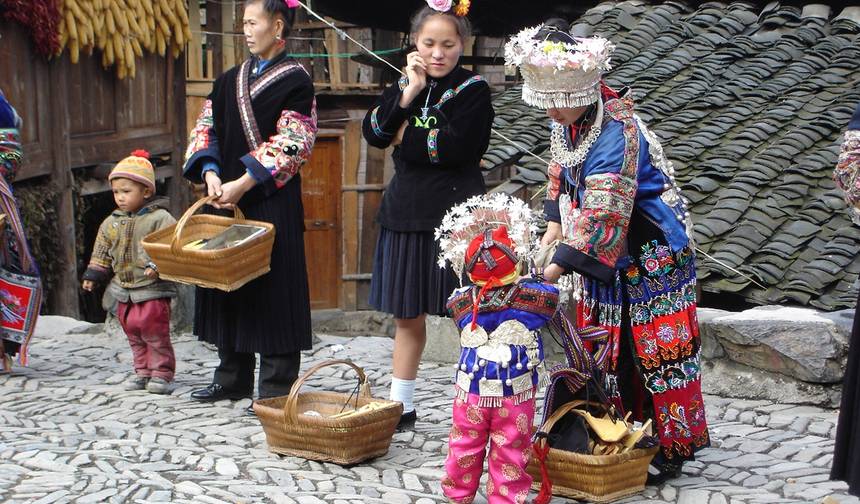 少数民族の村を巡る中国オーダーメイドアドベンチャー、毎日出発＆プライベートガイド付き — 1