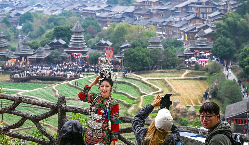 Aventura Personalizada na China para Aldeias Étnicas Minoritárias, Partidas Diárias e Guia Privado — 1