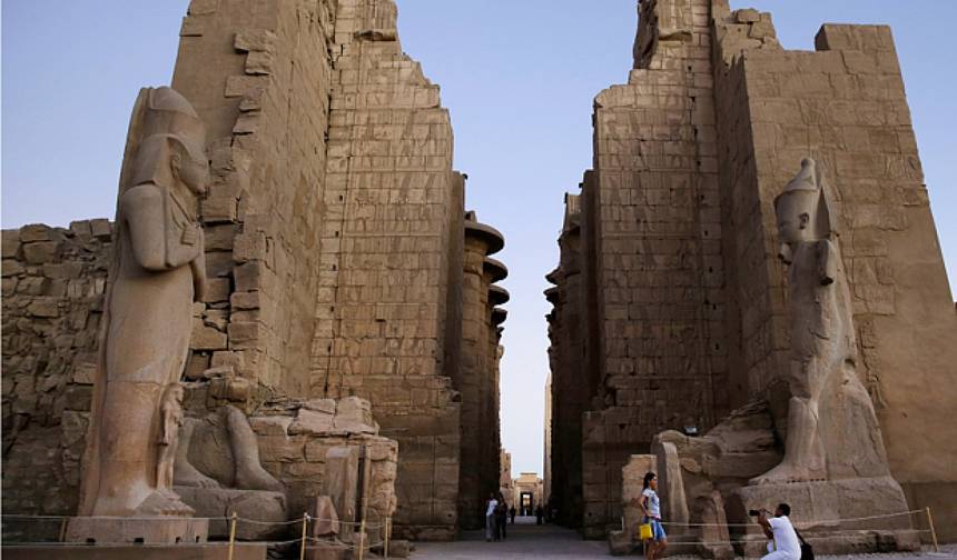 Férias de Luxo no Egito: 12 Dias e 11 Noites (Cairo - Assuão - Luxor - Hurghada) — 1