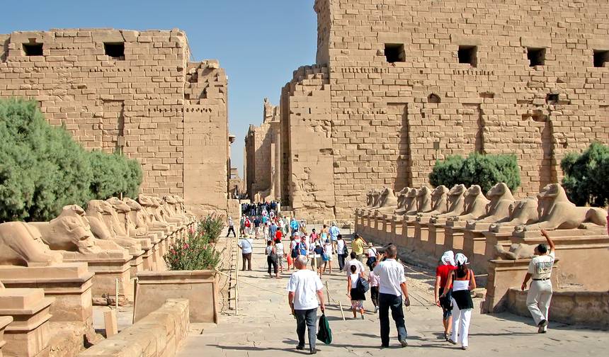 ルクソールとカイロ：必見の古代遺跡 — 1