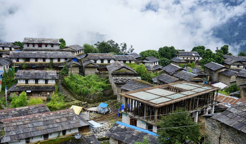 Poonhill Ghorepani Trek & Kathmandu City Tour-8 Days — 1